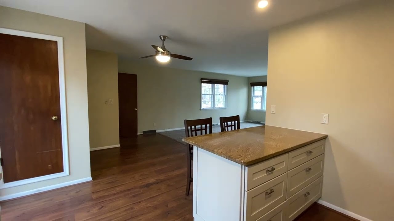 6134 Hatchery Road, Waterford MI, 48329