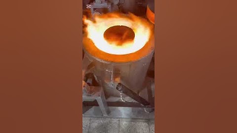 Molten Gold Meets the Mold – Pure Power, Pure Art! #GoldMelting #Shorts #craftsmanship