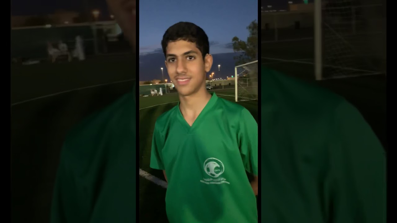 احتفالية انتقال اللاعب عزام تركستاني من مركز التدريب الاقليمي بالطائف إلى أكاديمية النادي الأهلي
