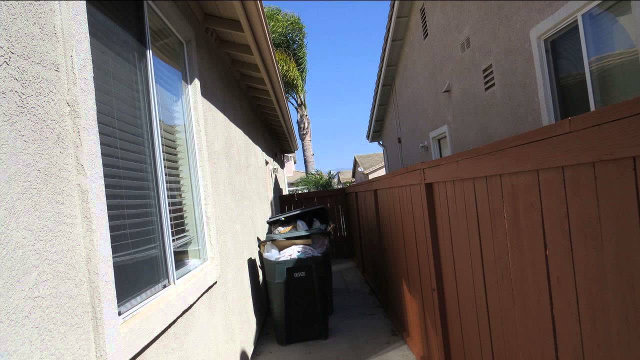 Oxnard Bank Owned Homes, 3 Bedrooms, 2 Story Close to Oxnard Shopping District