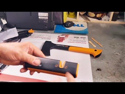 How to sharpen your axe and knife blades with Fiskars Xsharp™ Axe and Knife  Sharpener 120740.mp4 on Vimeo