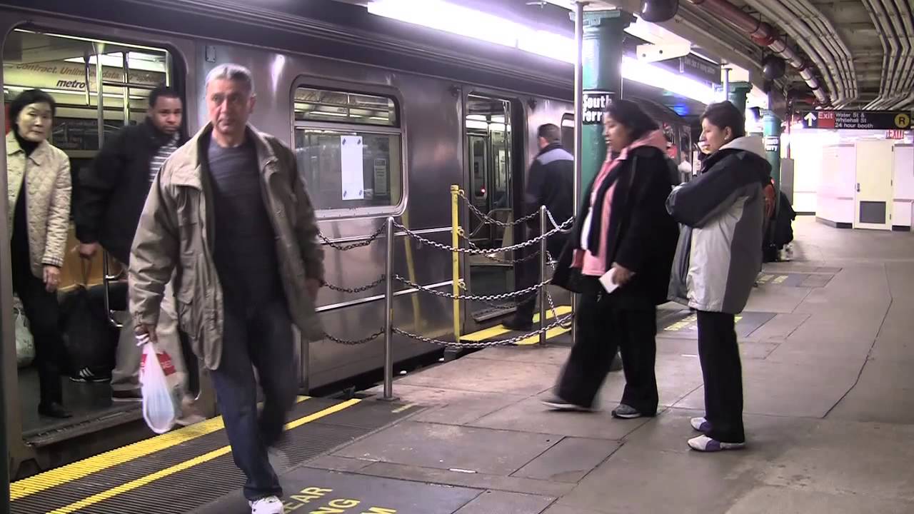 Old South Ferry Station Reopens - YouTube