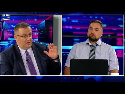 მოიტანეს ჯვარი, დადგეს,  ჯვრის ფონზე გაიშალა ის სიმბოლო, რასაც თვითონ ეწინააღნდეგებიდნენ - კორძაძე