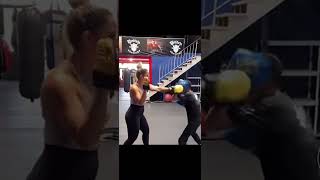 Meet Mitt Queen Ann Najjar, the boxing coach athletes and celebrities want to work with 😱