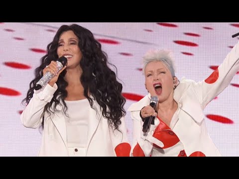 Cyndi Lauper and Cher Sing Girls Just Wanna Have Fun: WATCH! (Exclusive)