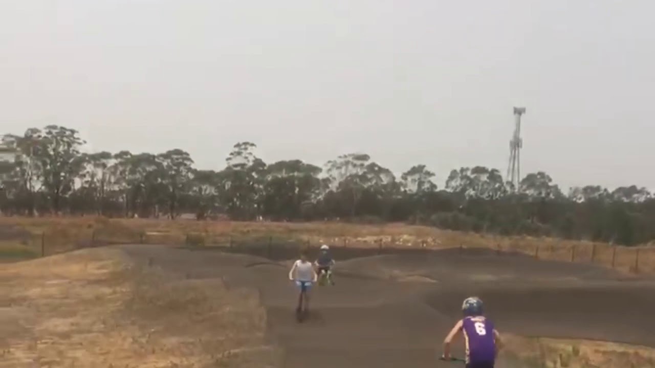 Barden ridge pump track - YouTube