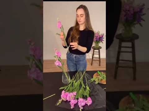 וִידֵאוֹ: כיצד להאריך את חיי פרחים חתוכים