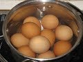 Яйца при варке ни когда не лопнут,если сделать это !
