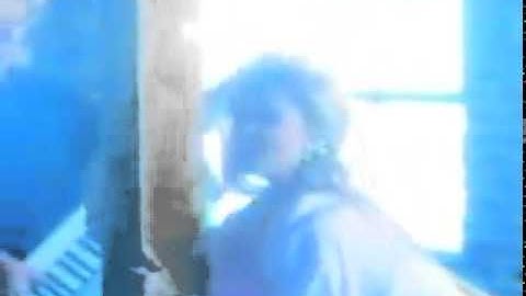 Stacey Q - We Connect (Ofiicial Music Video)