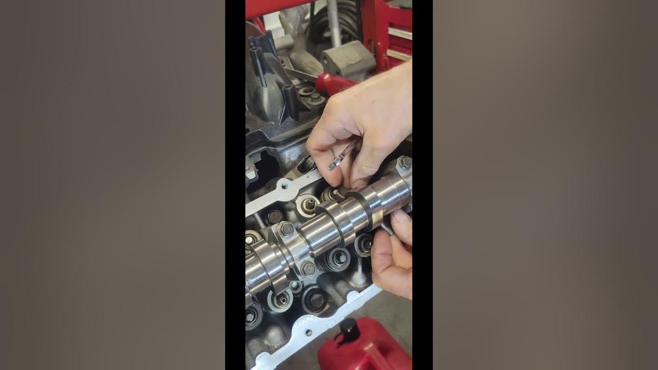 How to remove and replace rocker arm and lash adjusters dodge jeep