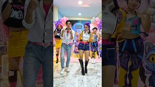 kpop rumi with Saja's Boys cat walk in family dance show #mira #kpopdemonhunters #kpop #dance #zoey