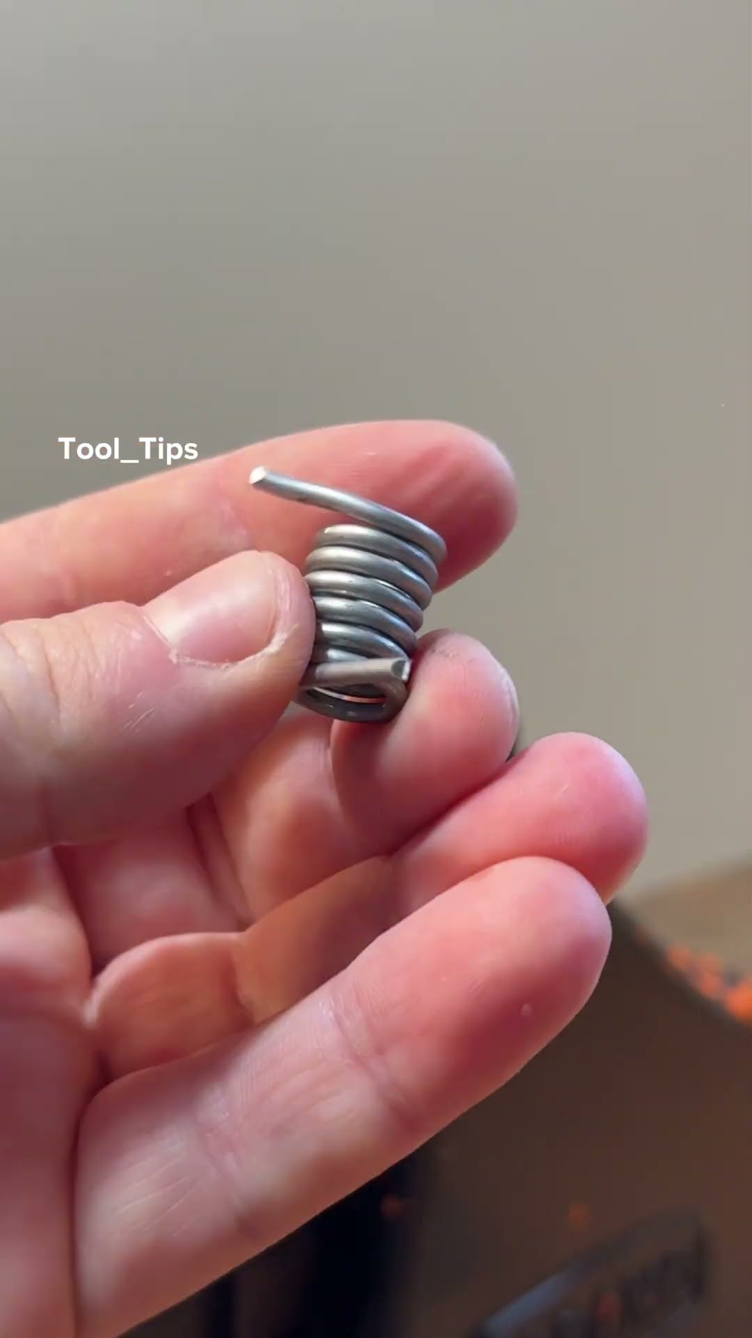 The Door Hinges Tip ?