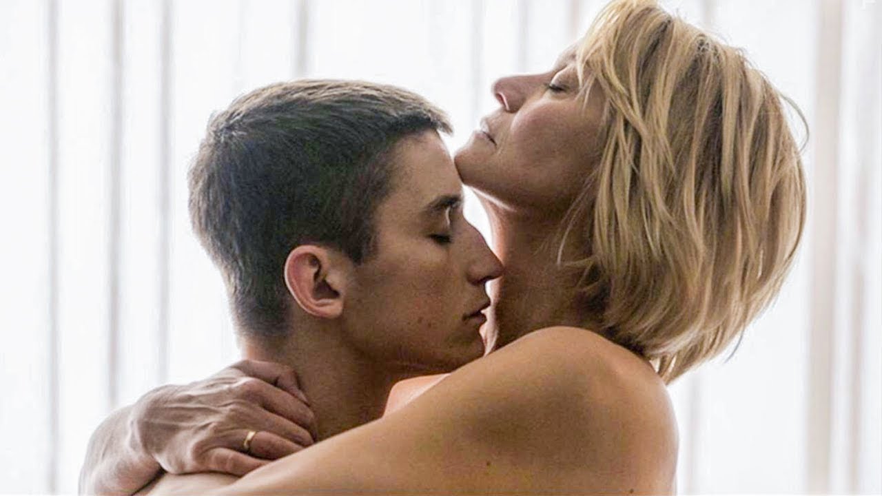 stepmom-seduces-her-husband-s-17-year-old-son-and-uses-him-youtube