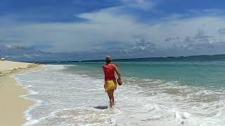 Пляж с белым песком на Бали -  Nikko beach