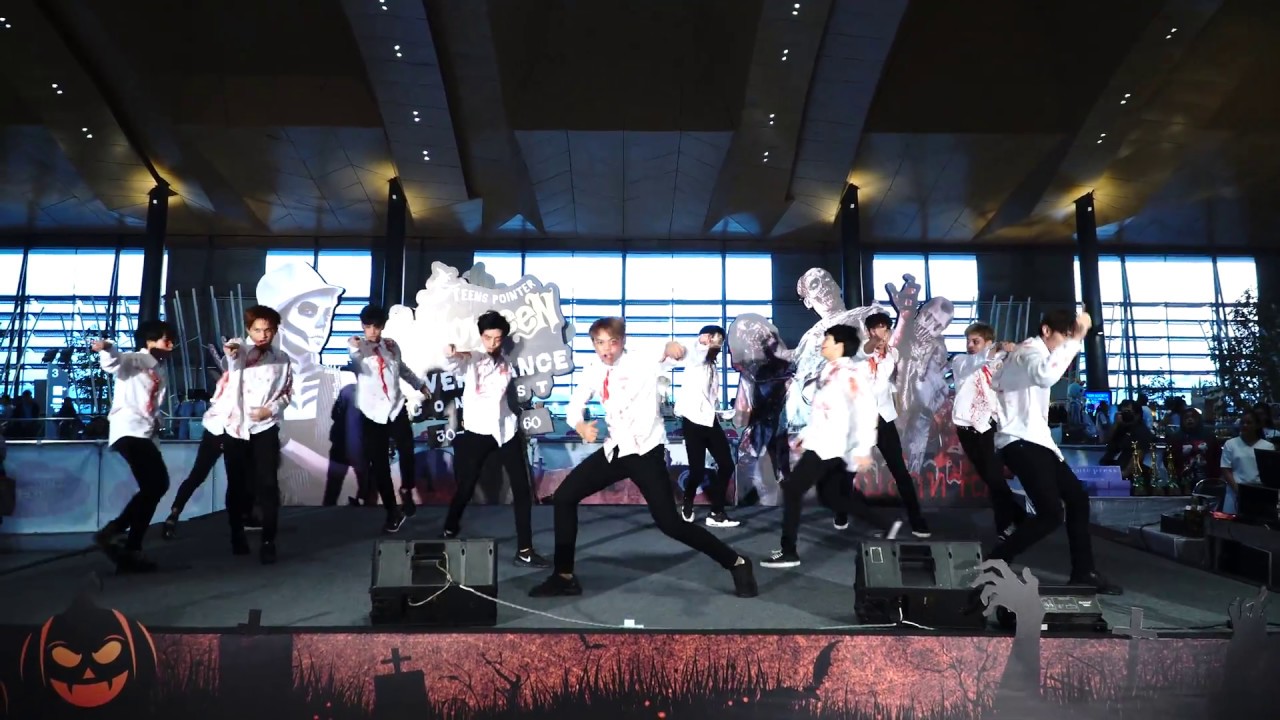 171031 "Blue Pay" cover "EXO"(Intro+Wolf) @ Future Park Rangsit(Final Round)