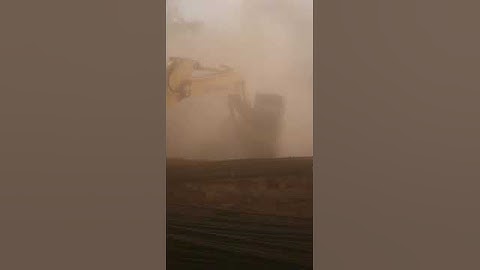 At kolhapur collapses building
