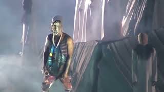 Kanye West - New Slaves (Live from The Yeezus Tour)