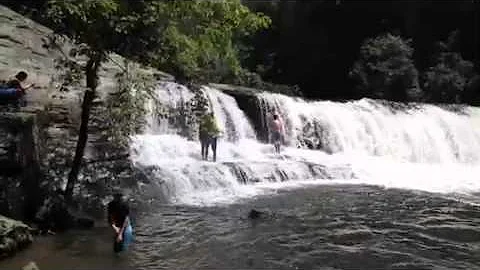 More fun at Hooker Falls