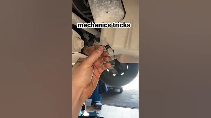 change oil,mechanics tricks #changeoil #engine #oil #tips #tricks #shorts