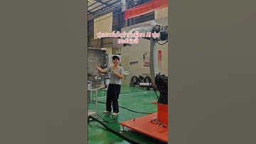 #Robots dance with people #AI #spray painting #robots #automatic #factory