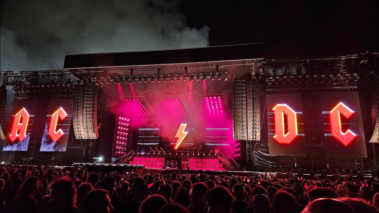 AC/DC POWER UP TOUR | Bratislava, Slovakia 21.07.2024 - YouTube