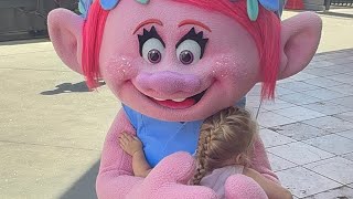 Universal Day 2 Character Interactions 