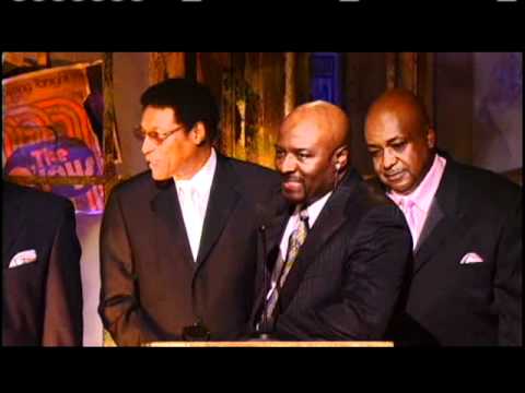 O'Jays accept award Rock and Roll Hall of Fame Inductions 2005