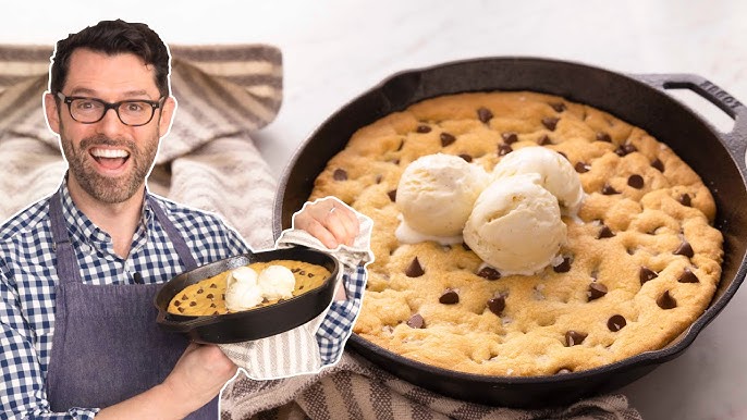 How to Make a Pizookie in a Cast Iron Pan  EASY family-style skillet cookie!  