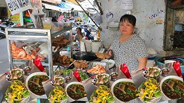 Bông điên điển phủ vàng tiệm bún mắm đầu cá lóc Miền Tây ngon nhất Sài Gòn