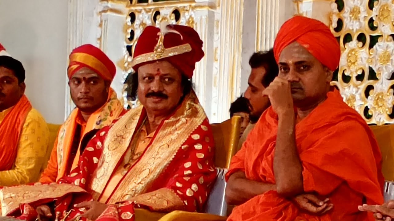 ಶ್ರೀ ಕೊಪ್ಪಳ ಗವಿಸಿದ್ದೇಶ್ವರ ಸ್ವಾಮೀಜಿಅವರ ಹಿತನುಡಿ.      ಶ್ರೀ ಕ್ಷೇತ್ರ ನಾಲವಾರ