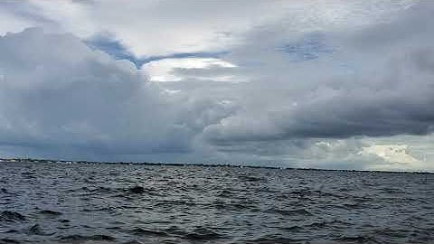 Caloosahatchee River. Cape Coral, FL. Time Lapse.