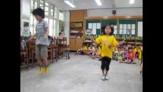1020618-萬芳國小102下-練習跳繩-前跳之1