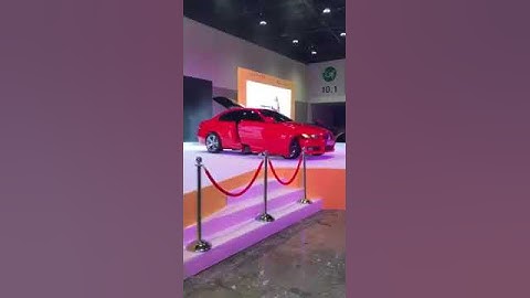 Машина трансформер дает салам