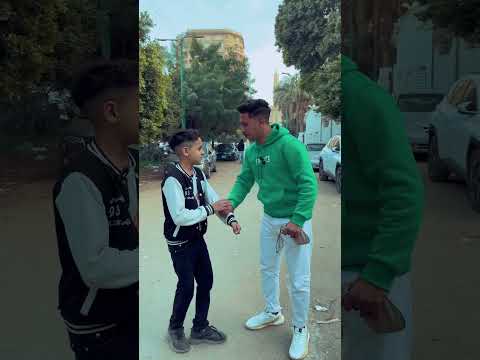 عيل صغير يفعل شي غريب اكتشفوا الصدمة  