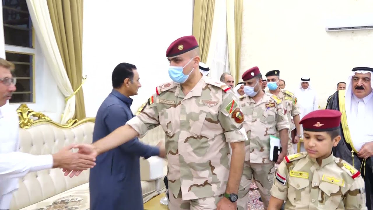 قائد عمليات الانبار اللواء الركن ناصر الغنام يزور مضيف الشيخ عبدالمجيد ابو زعيان في جزيرة الخالدية.