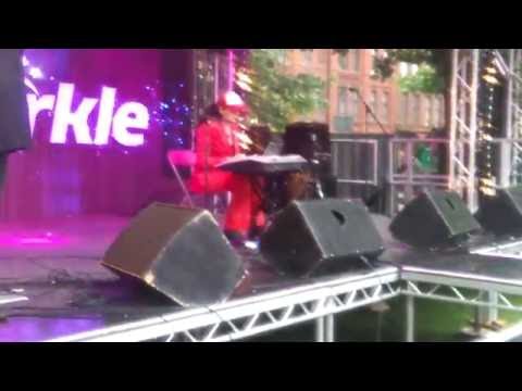 Jordan Gray singing