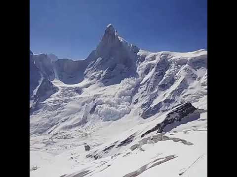 Mt Thalay Sagar — Powder Snow Avalanche