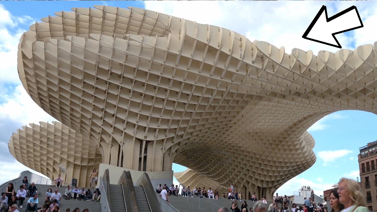 15 Buildings With No Right Angles - YouTube