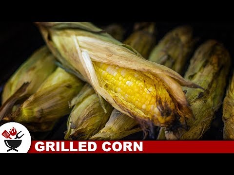 Wideo: Czy powinienem obrać kukurydzę przed grillowaniem?