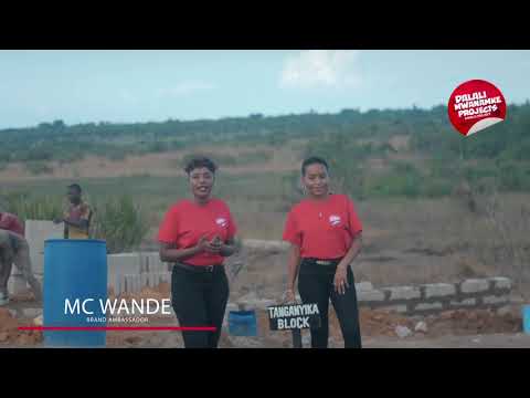 Video: Nani Anaonekana Mchanga: Nyota 