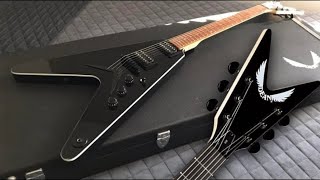 ディーン　フライング V 　バールトップ Dean VX (Flying V) Guitar in Classic Black - YouTube