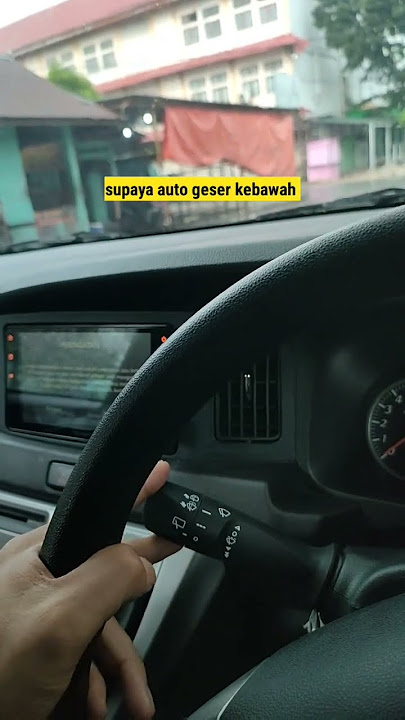 nyalakan wiper saat hujan #belajarmengemudi #mobilmanual #tutorial #car #belajarmobil #driving