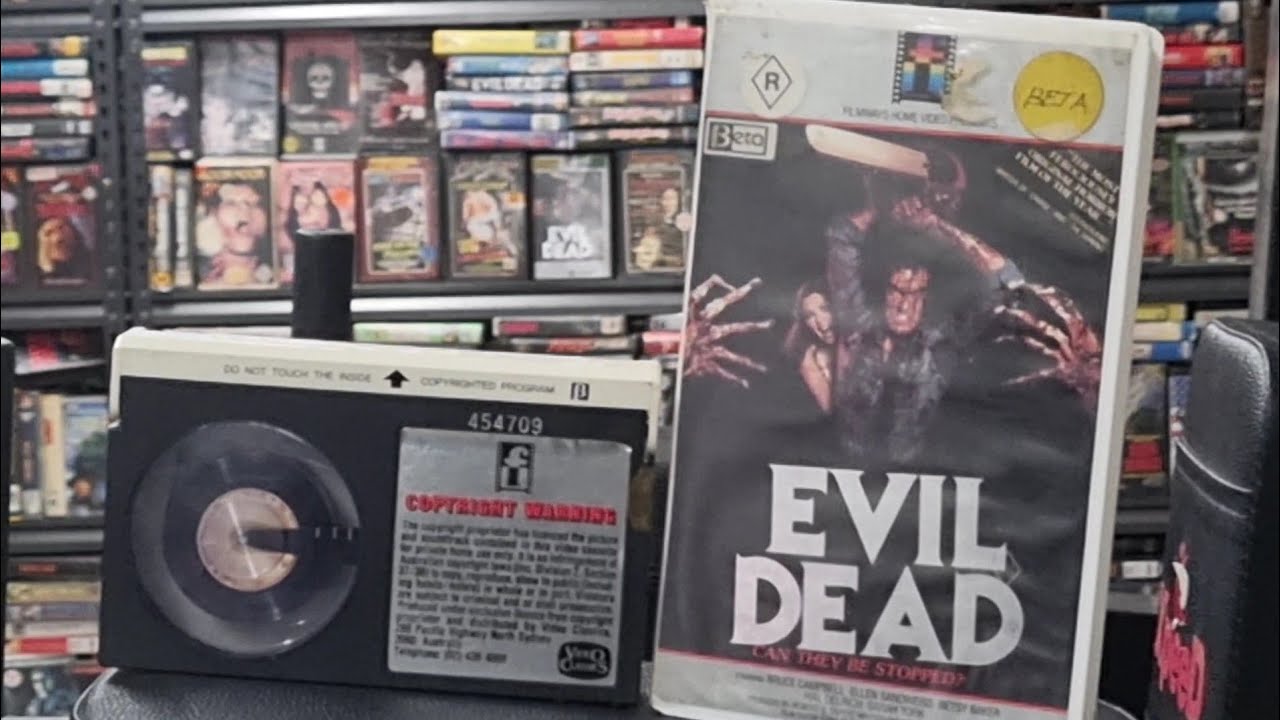 EVIL DEAD on Betamax 📼👿😱 & Back in the Original Box 📼👿😱📼