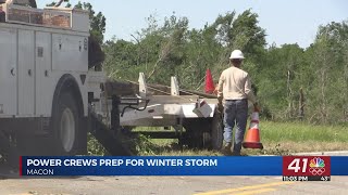 Power Crews Prep for Winter Storm