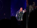 Wynonna tells off fan! 12/19 pt #1