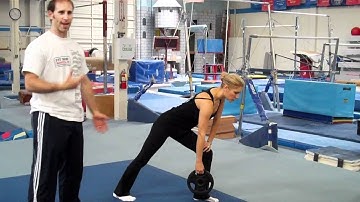 One Arm Row - Split Stance Demonstration with Brien Shamp