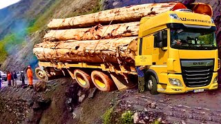 Extreme Dangerous Fails Biggest Logging Wood Truck Operator, Heavy Idiots Truck Chainsaw Skills