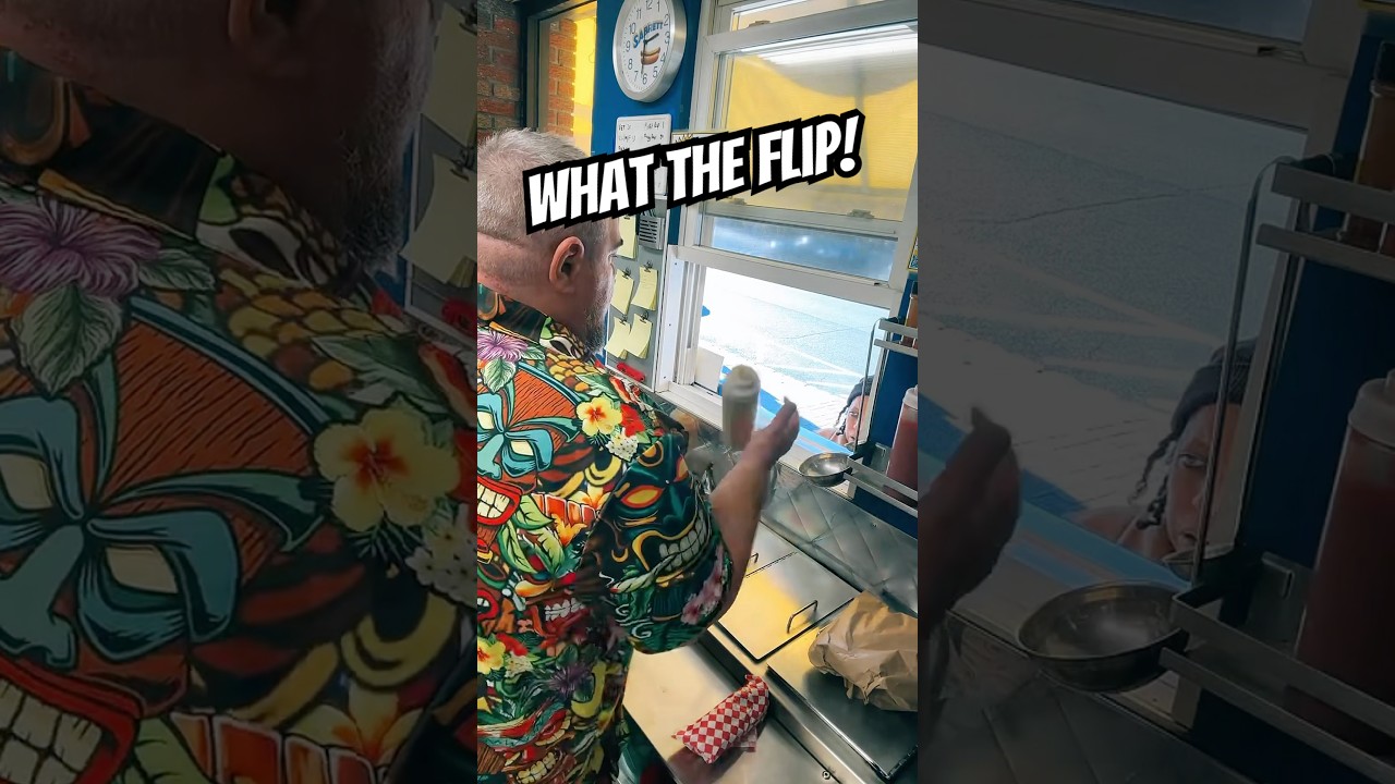 “Mastering the Art of Hot Dog Slinging: Smooth Mustard & Epic Bun Flips! 🔥🌭”