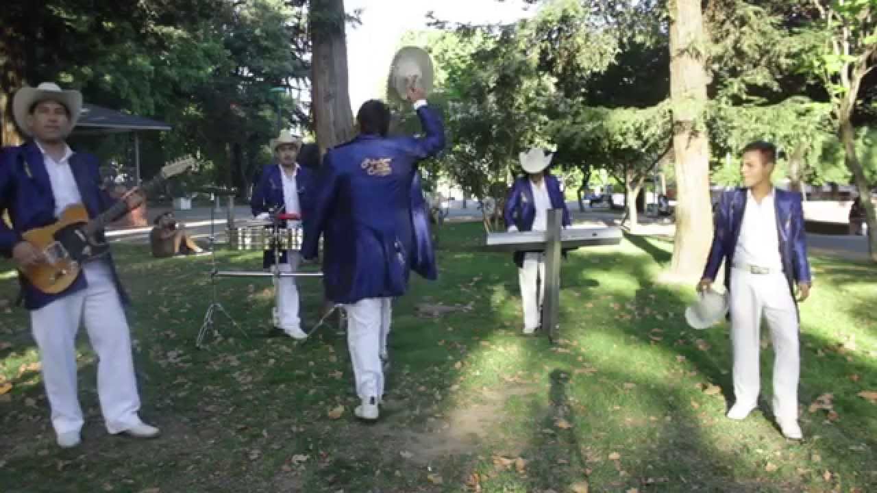 Apagame la vela - Los Principes de la Cumbia ( VIDEO CLIP OFICIAL )