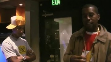 Kanye Plays 